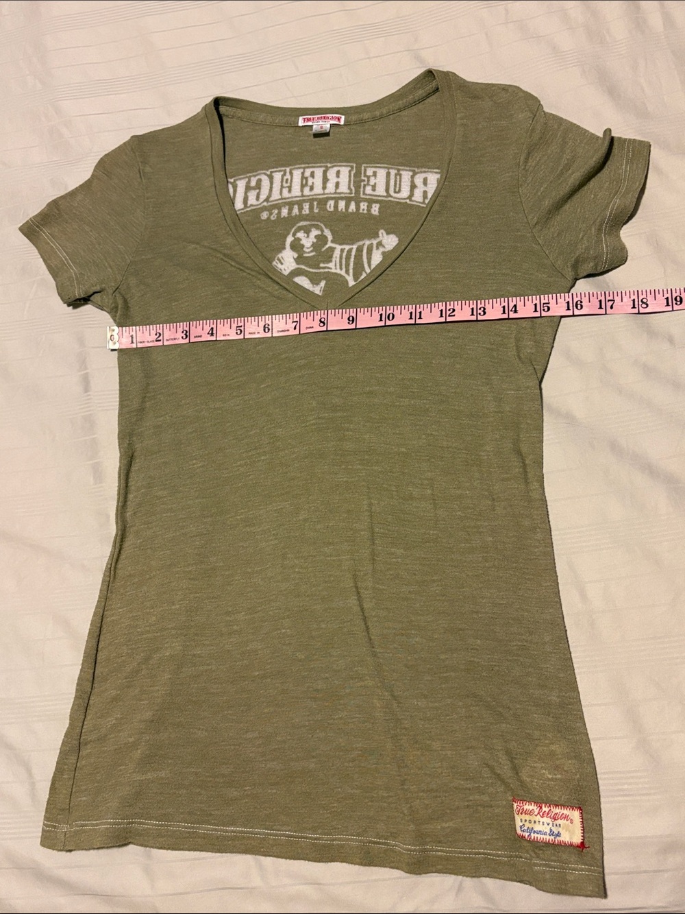 ✨5 for $20✨ True Religion Olive V-Neck Tee